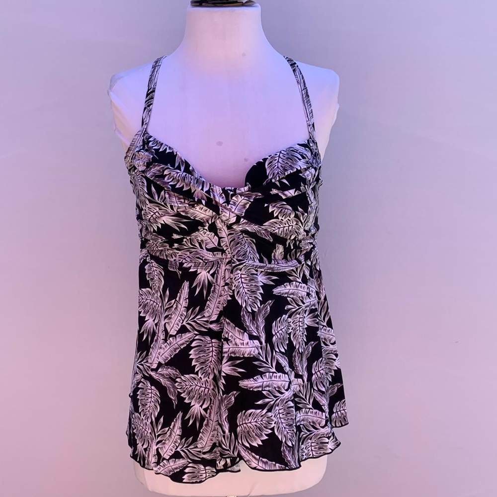 ClubSwim Palms Underwire Tankini Top Size 16W